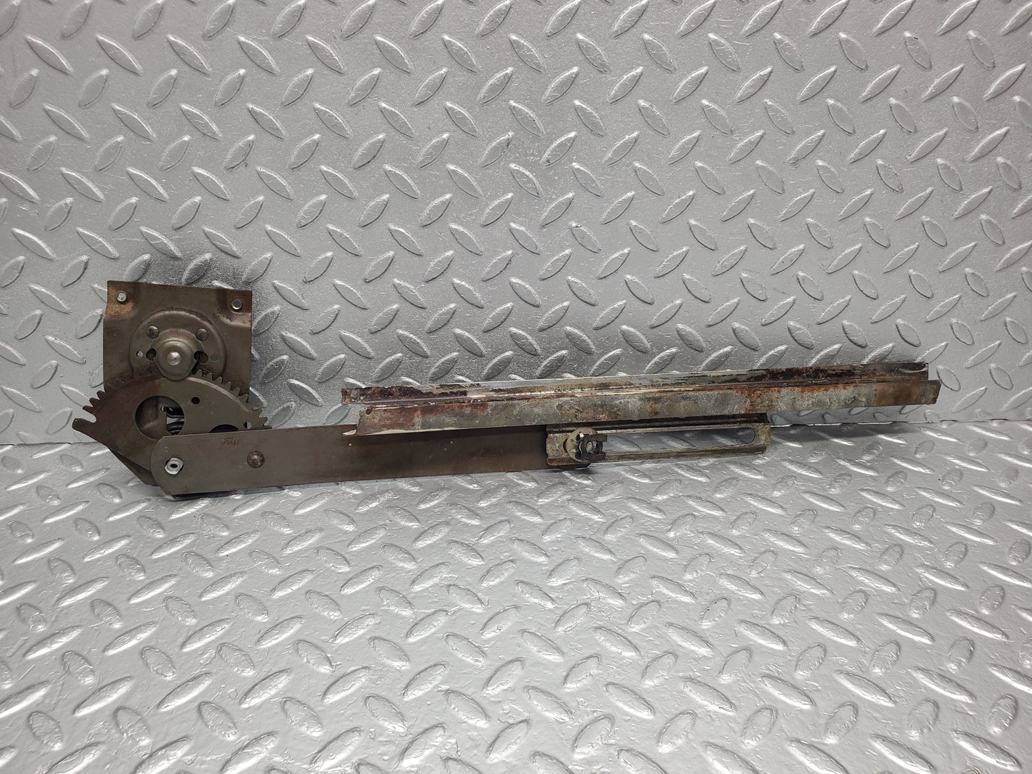 1177 Mercedes-Benz W108 280SE Rear Left Manual Window Regulator