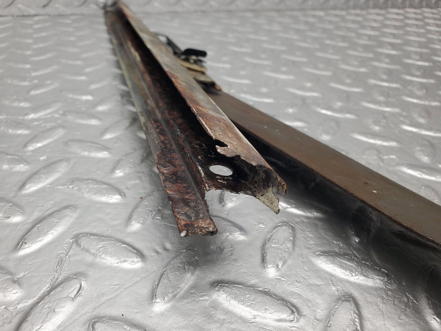1177 Mercedes-Benz W108 280SE Rear Left Manual Window Regulator