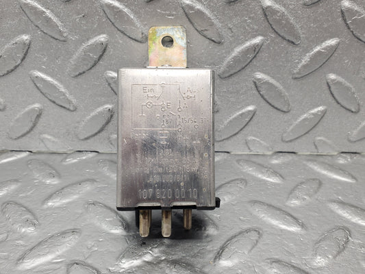 1306 Mercedes-Benz V123 240D Heated Rear Window Relay 1078200010