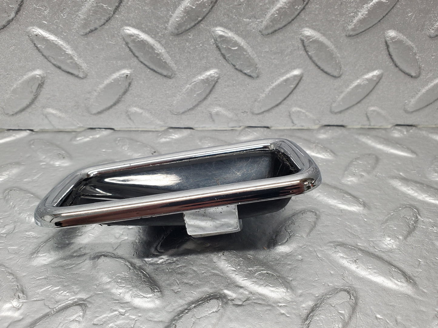 1307 Mercedes-Benz V123 240D Chrome Frame For Door Handle Left 1087660511