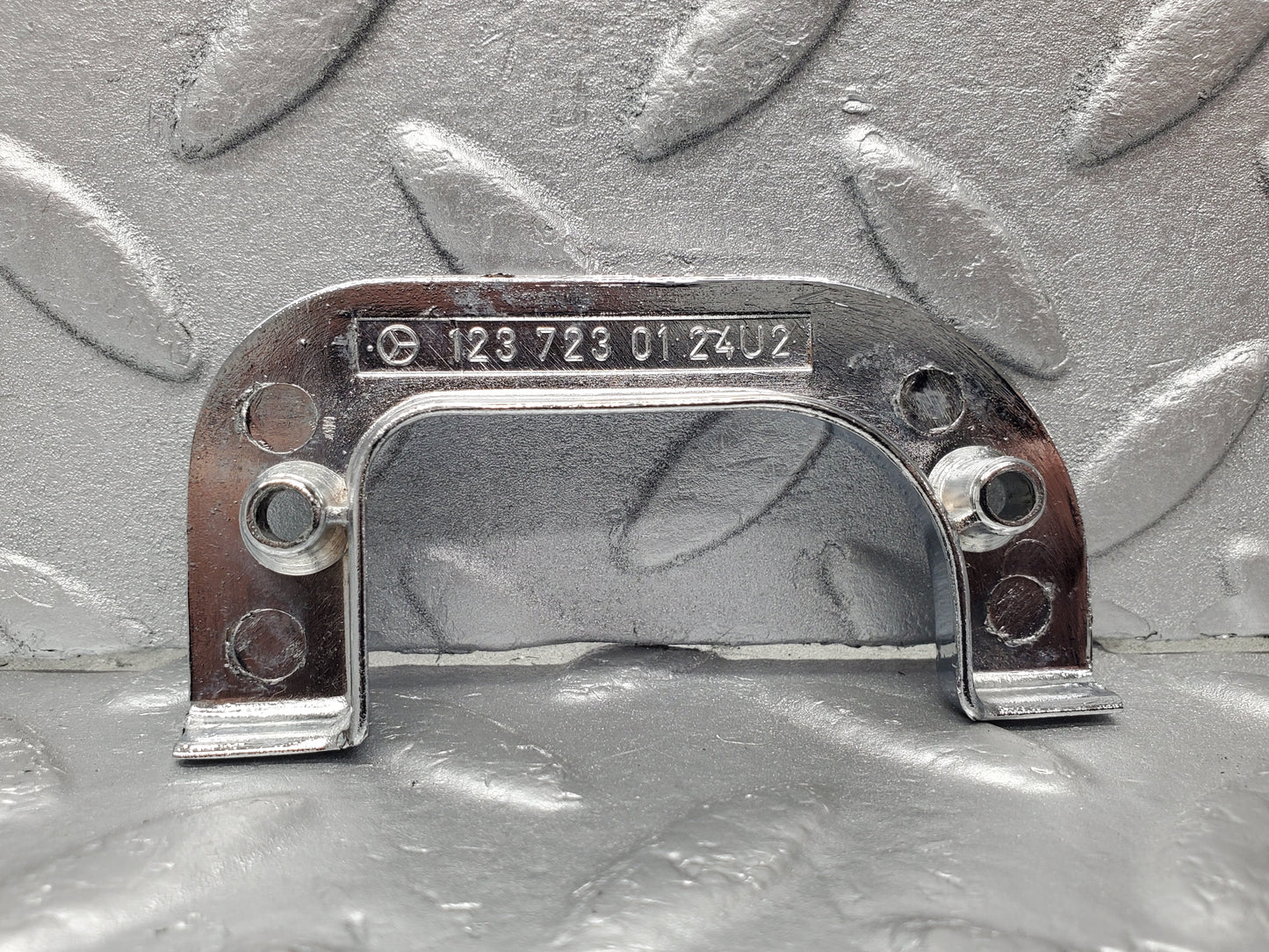 1313 Mercedes-Benz V123 240D Left Interior Chrome Door Latch Trim