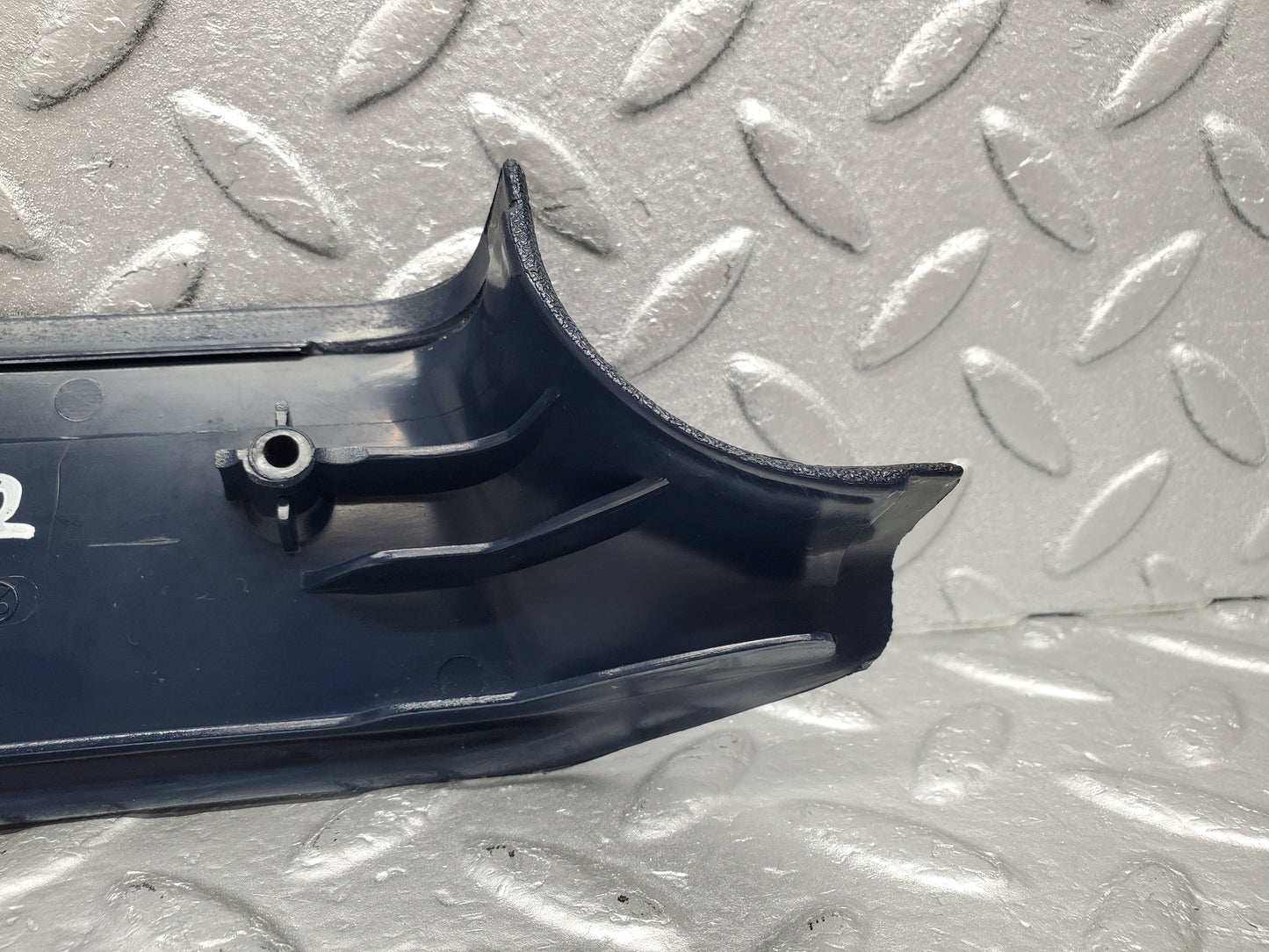 1331 Mercedes-Benz V123 240D B Pillar Bottom Cover Left Blue 1236922122