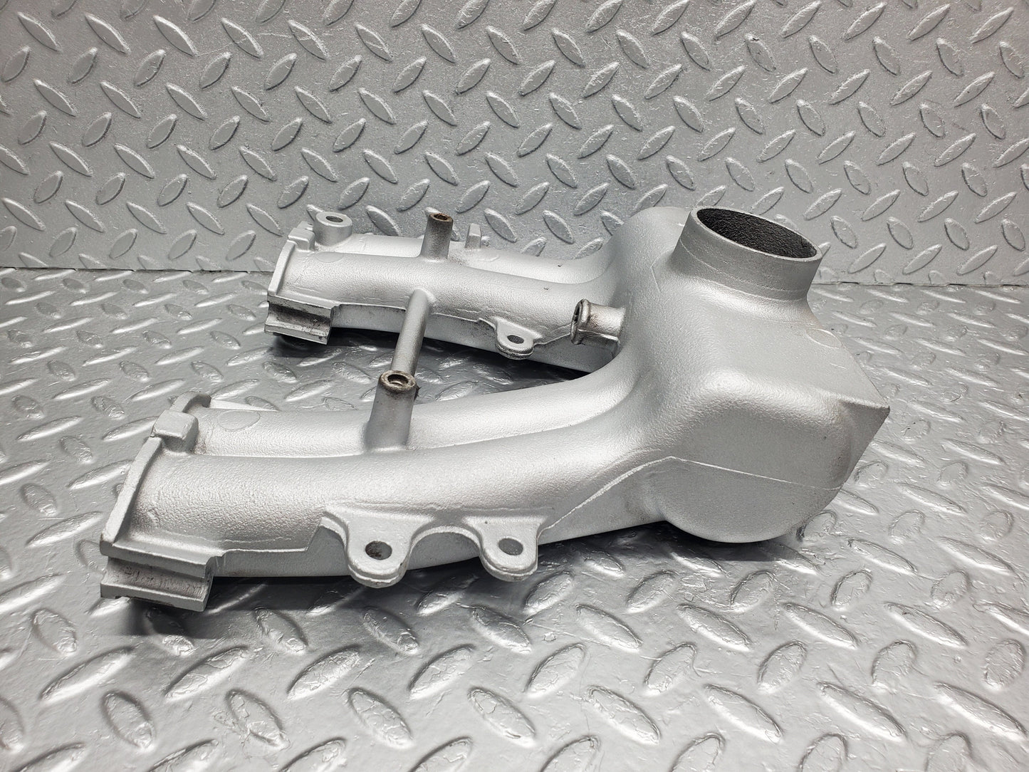 1338 Mercedes-Benz V123 240D Air Intake Manifold 6161410201