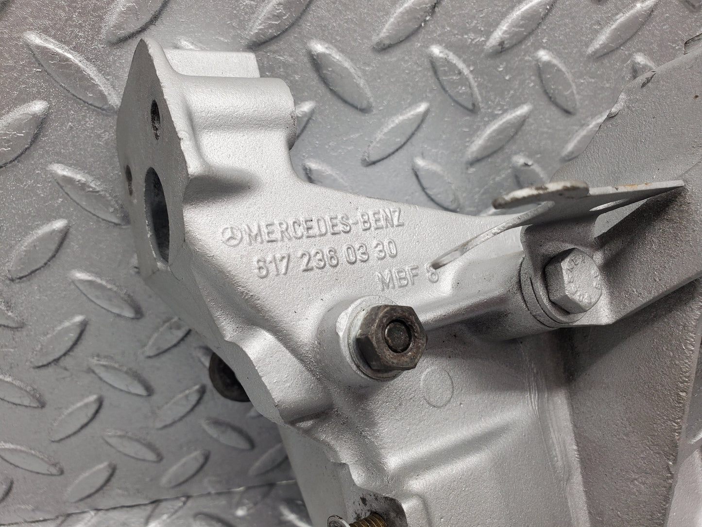 1355 Mercedes-Benz V123 240D Power Steering Pump  Bracket  6172360330