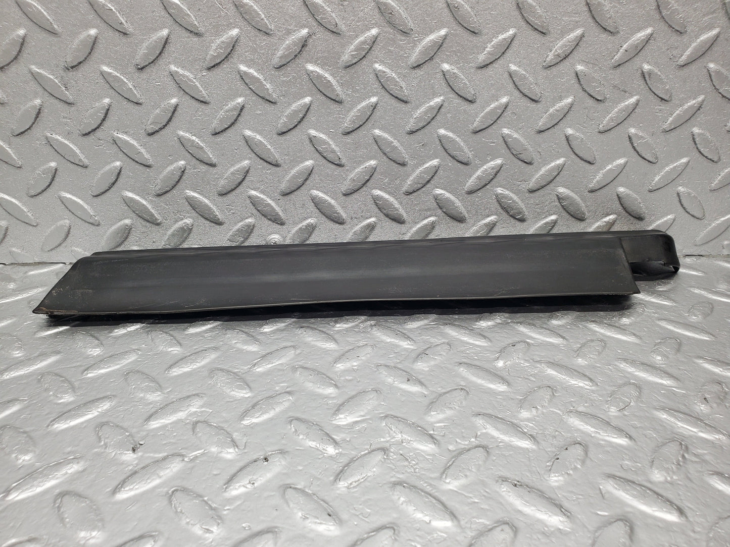 1360 Mercedes-Benz V123 240D LWB Rear Left Lower Moulding Trim