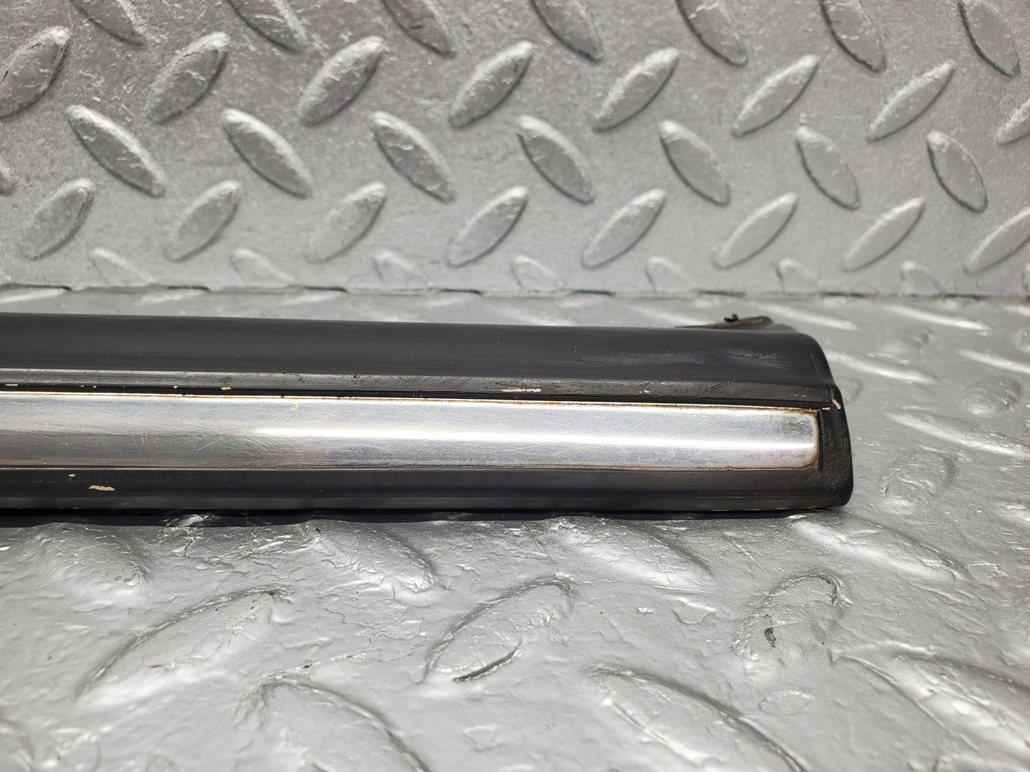 1360 Mercedes-Benz V123 240D LWB Rear Left Lower Moulding Trim