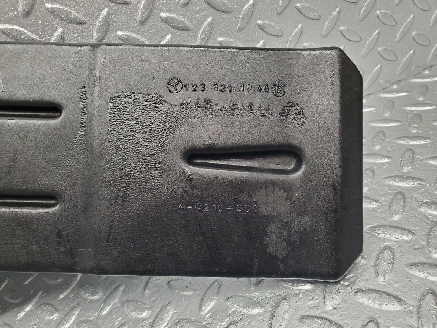 1385 Mercedes-Benz V123 240D Air Duct Heater Ventilation Right 1238311046