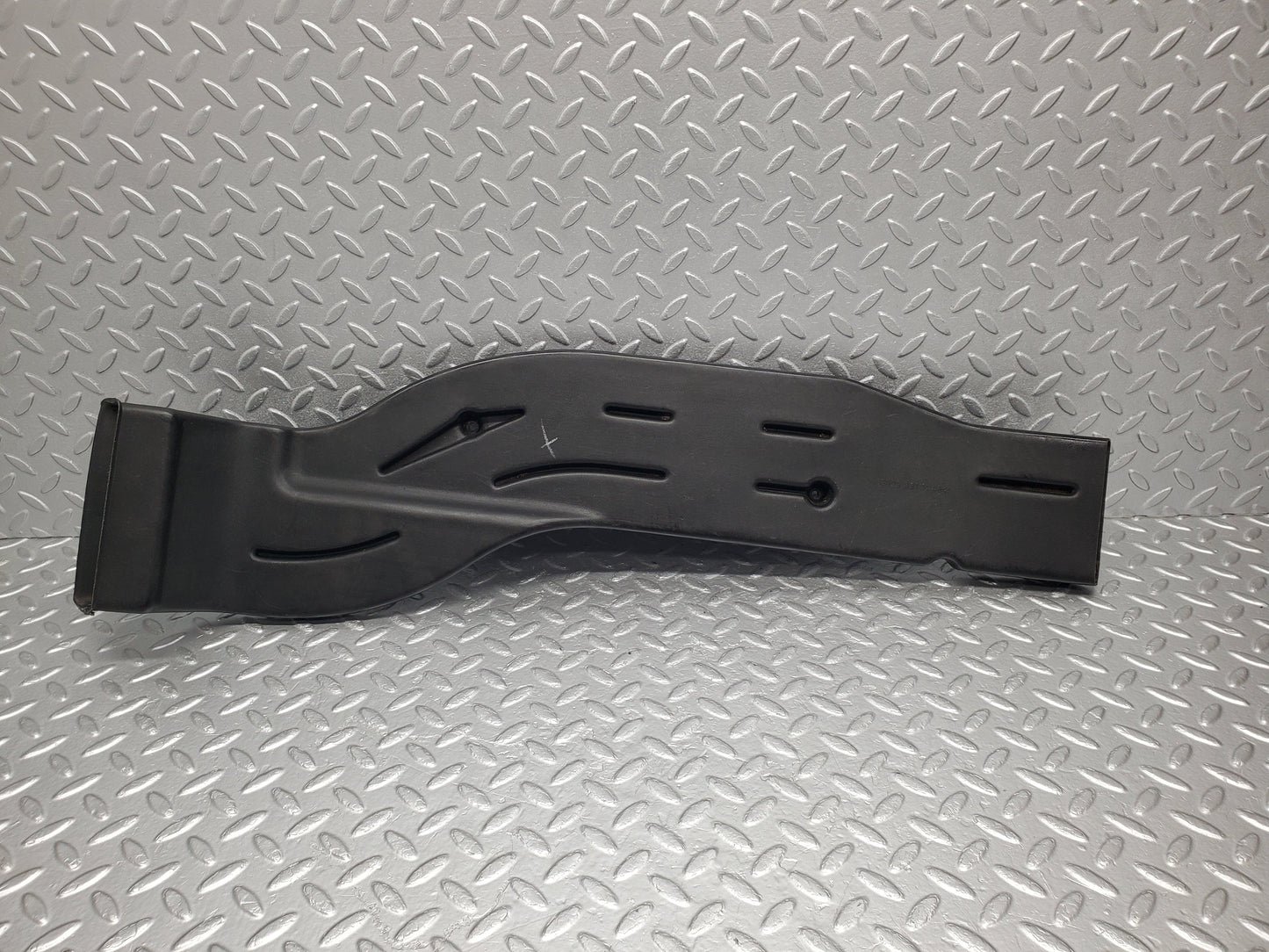 1387 Mercedes-Benz V123 240D LWB Air Duct Heater Ventilation Right 1238311246