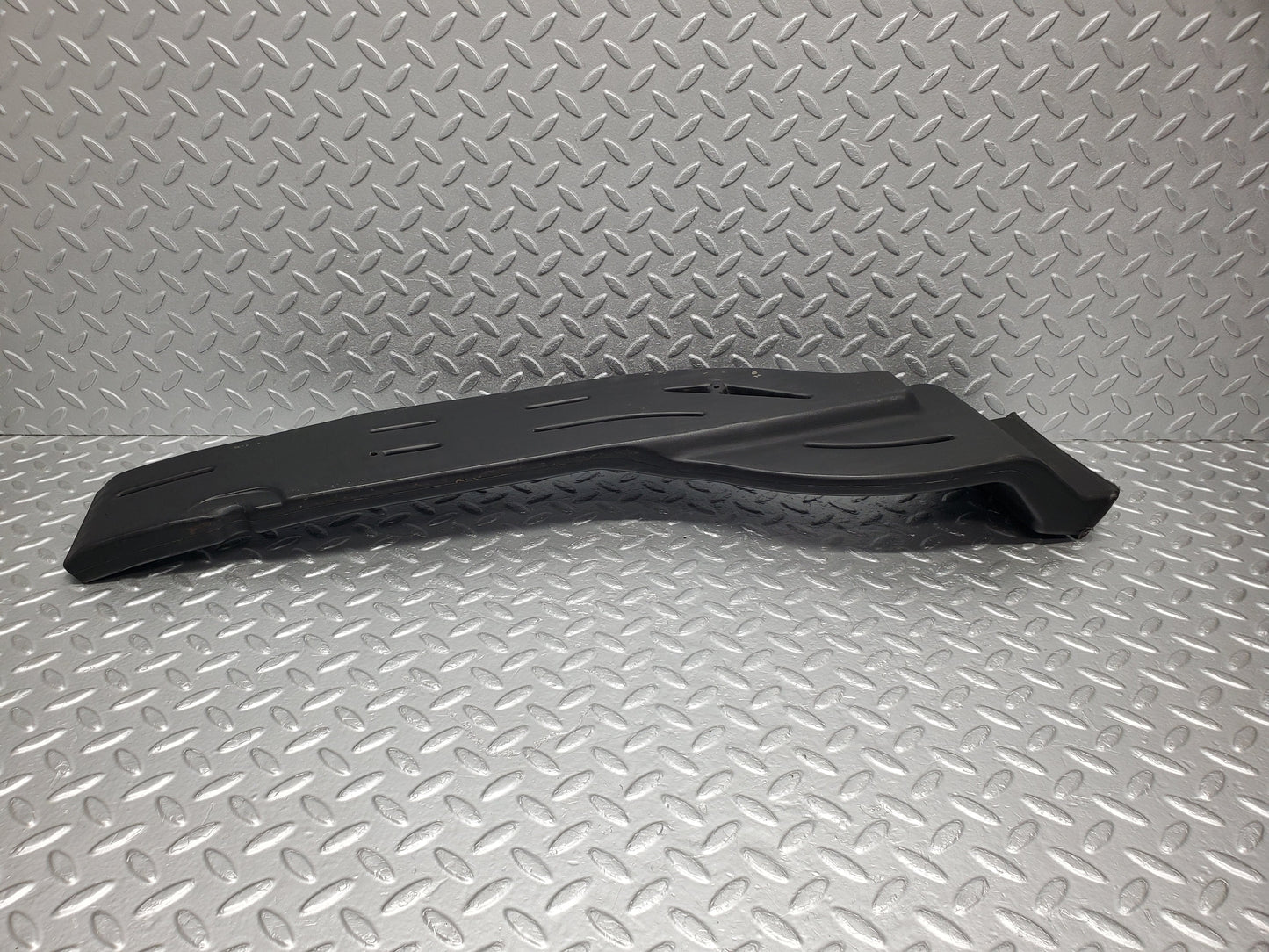 1387 Mercedes-Benz V123 240D LWB Air Duct Heater Ventilation Right 1238311246