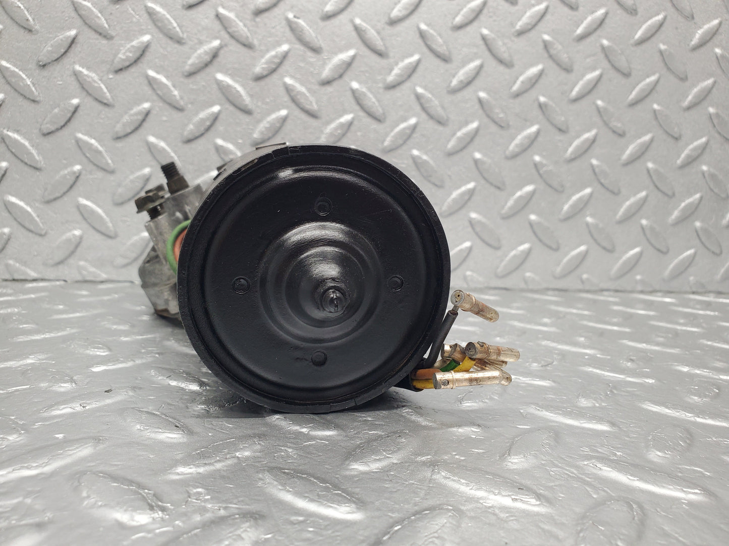 1389 Mercedes-Benz V123 240D Wiper Motor Bosch
