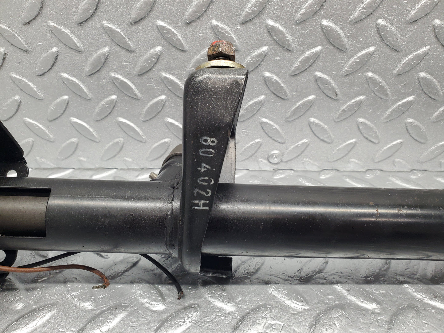 1341 Mercedes-Benz V123 240D Steering Column