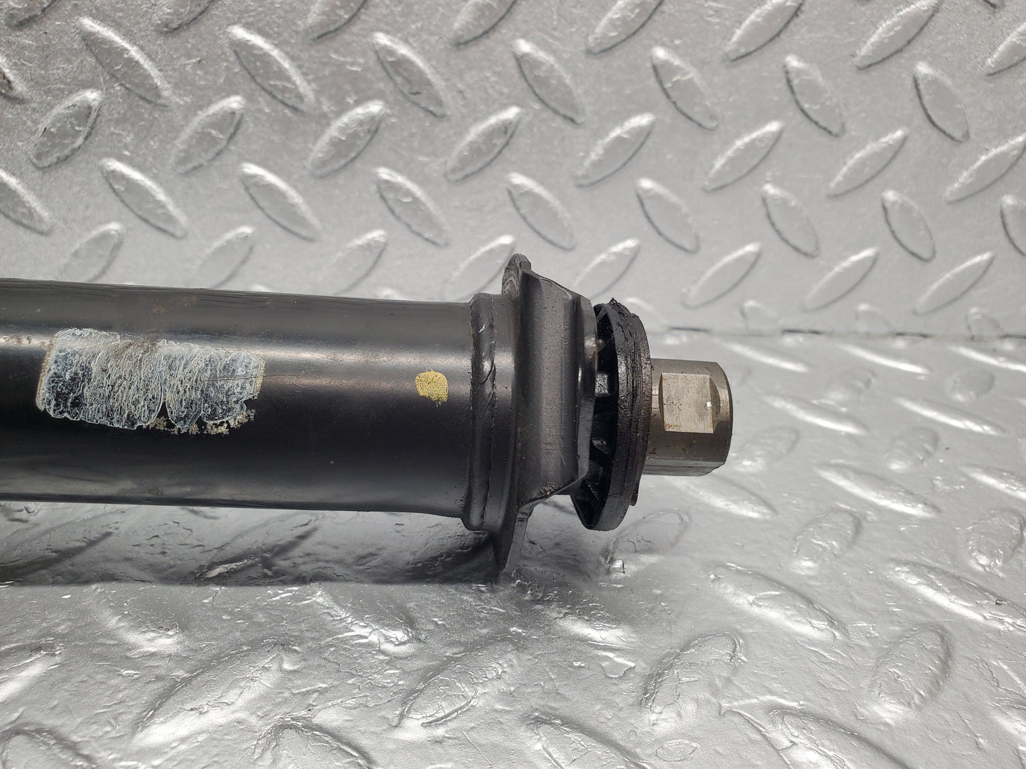 1341 Mercedes-Benz V123 240D Steering Column
