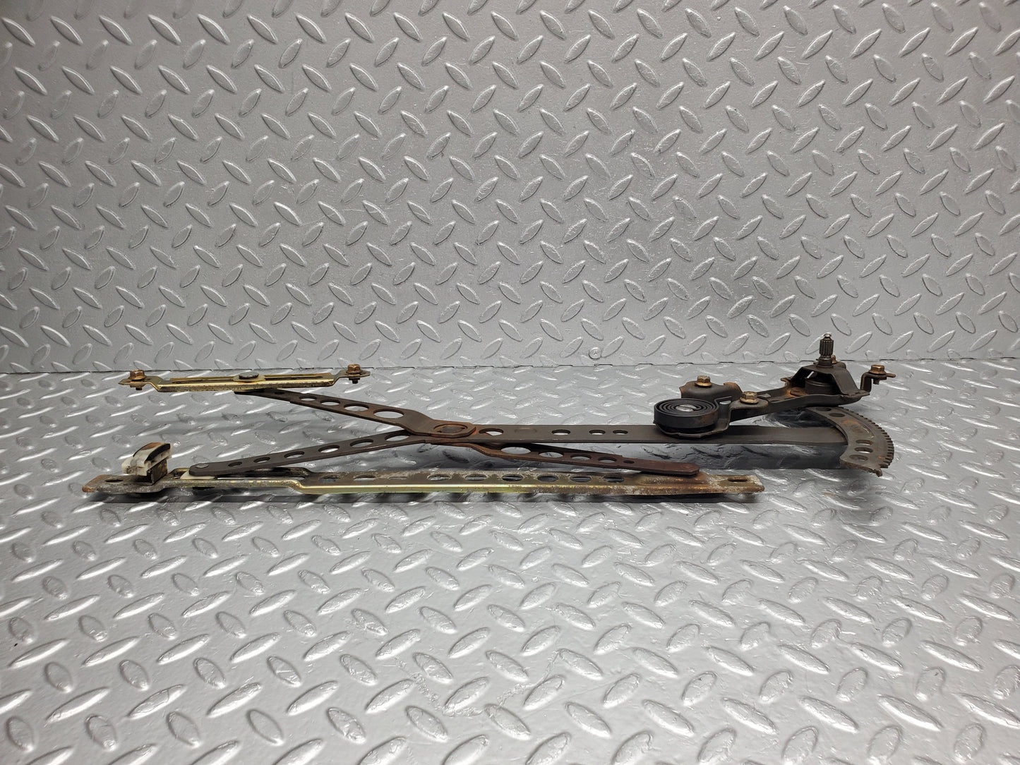 1400 Mercedes-Benz V123 240D Front Right Manual Window Regulator 1237202246