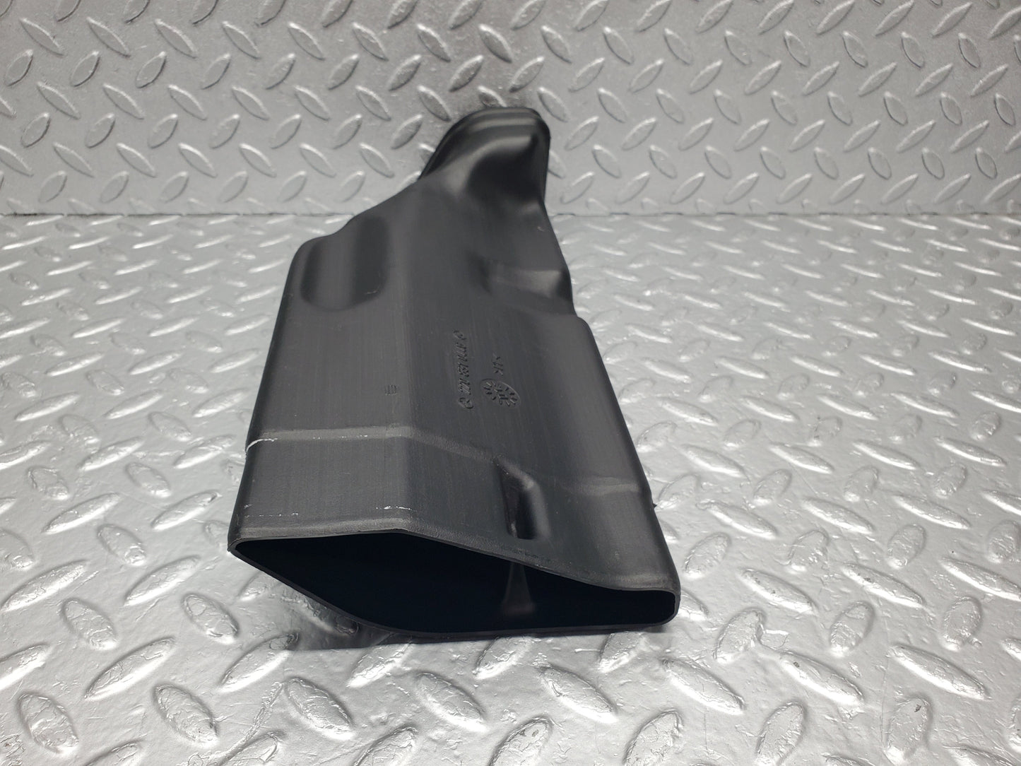 1487 Mercedes-Benz W220 S430 Air Duct Pipe 2208310446