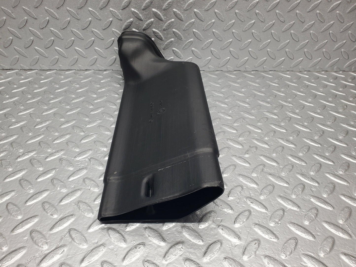 1486 Mercedes-Benz W220 S430 Air Duct Pipe 2208310346
