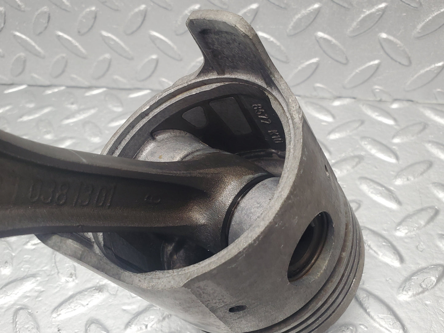 1470 Mercedes-Benz W120 Ponton Piston With Connecting Rod 85.47 mm 1210381301