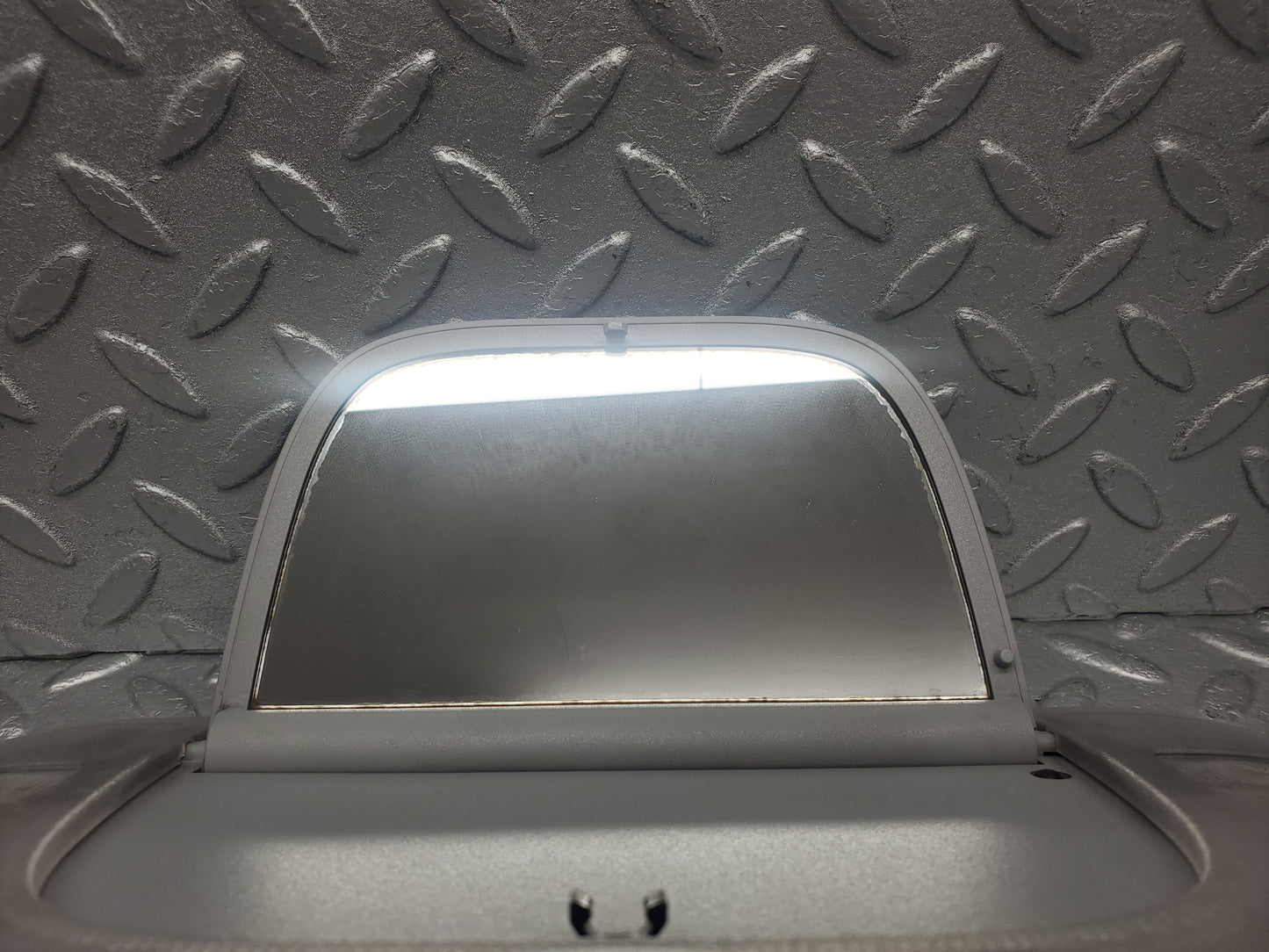 1497 Mercedes-Benz W220 S430 Rear Dome Light & Mirror 2208200301