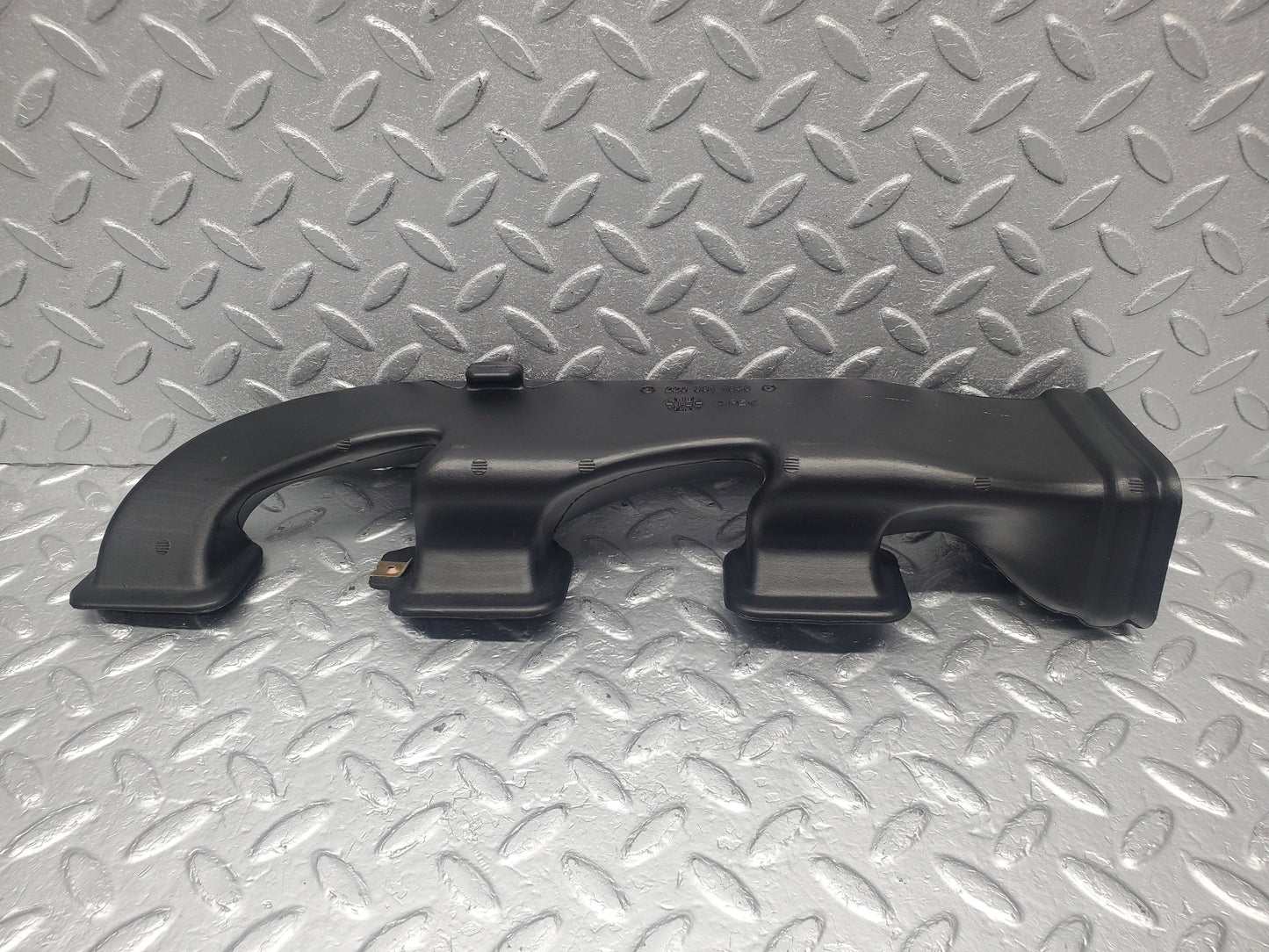 1504 Mercedes-Benz W220 S430 Air Duct Pipe 2208311846