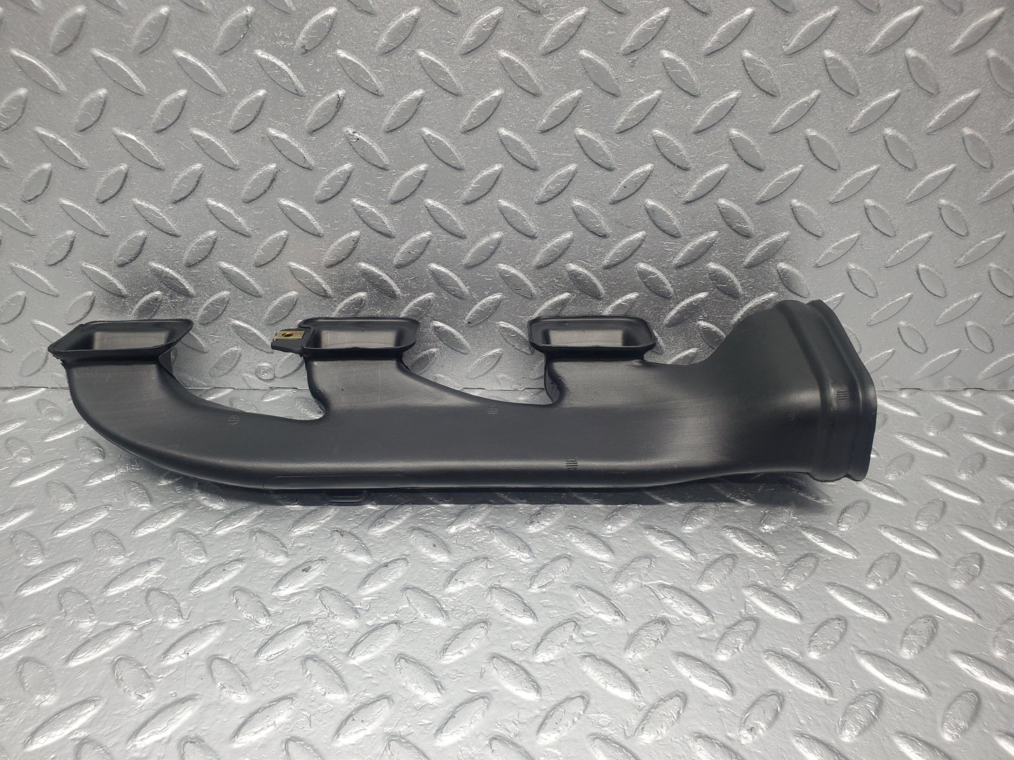 1504 Mercedes-Benz W220 S430 Air Duct Pipe 2208311846
