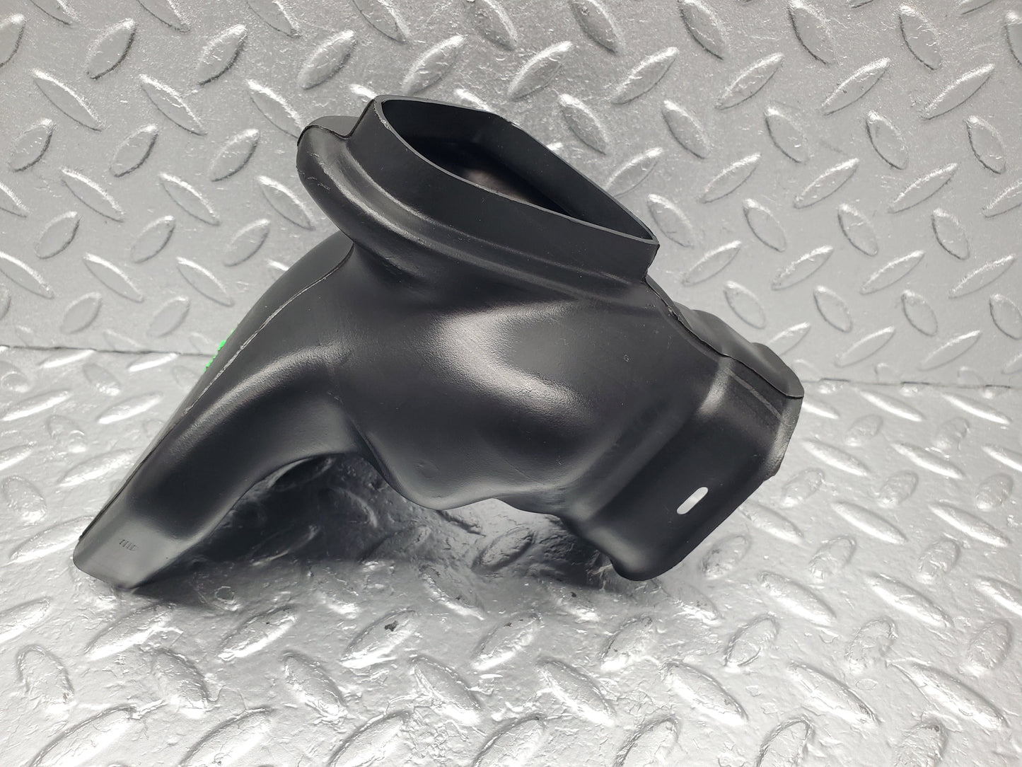 1505 Mercedes-Benz W220 S430 Air Duct Pipe 2208310846