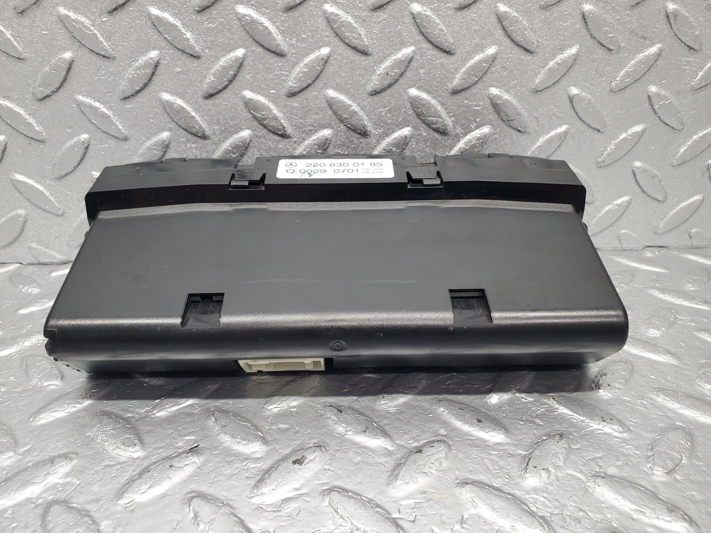 1518 Mercedes-Benz W220 S430 Heater Control Panel 2208300185