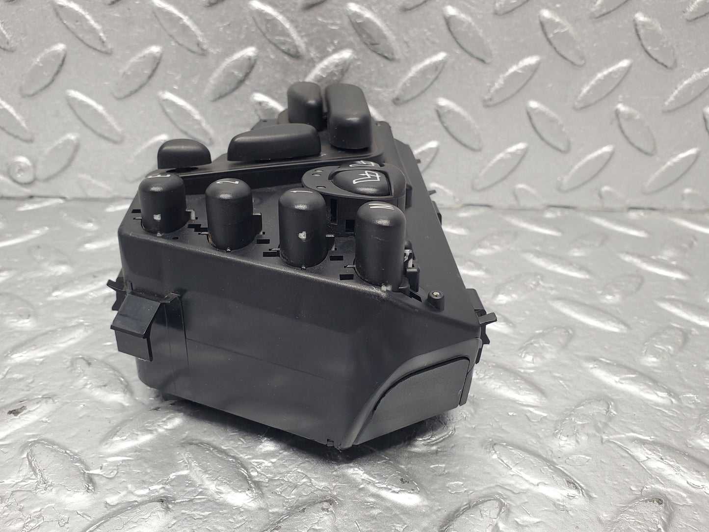 1521 Mercedes-Benz W220 S430 Electric Seat Switch Control Unit Left Side