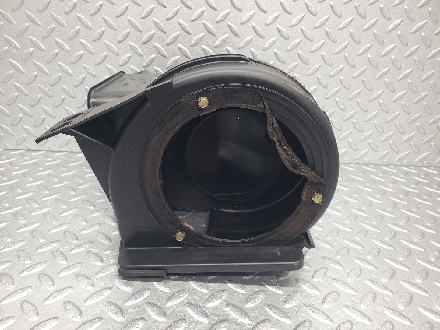 4066 Mercedes-Benz S123 200T Wagon Heater Blower Motor Housing 1238300508