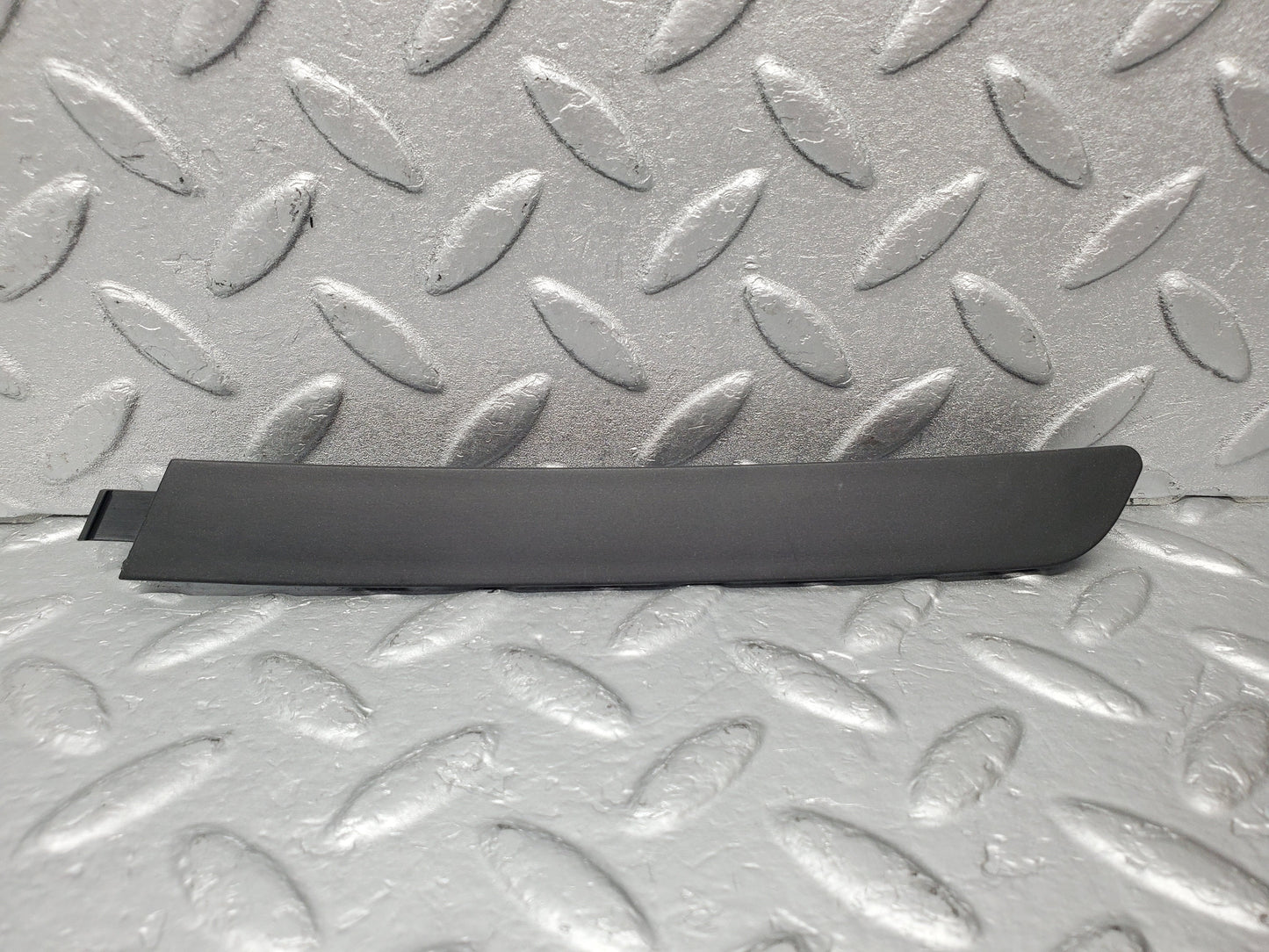 1553 Mercedes-Benz W220 S430 Upper Dashboard Trim Bolt Cover Left 2206890139