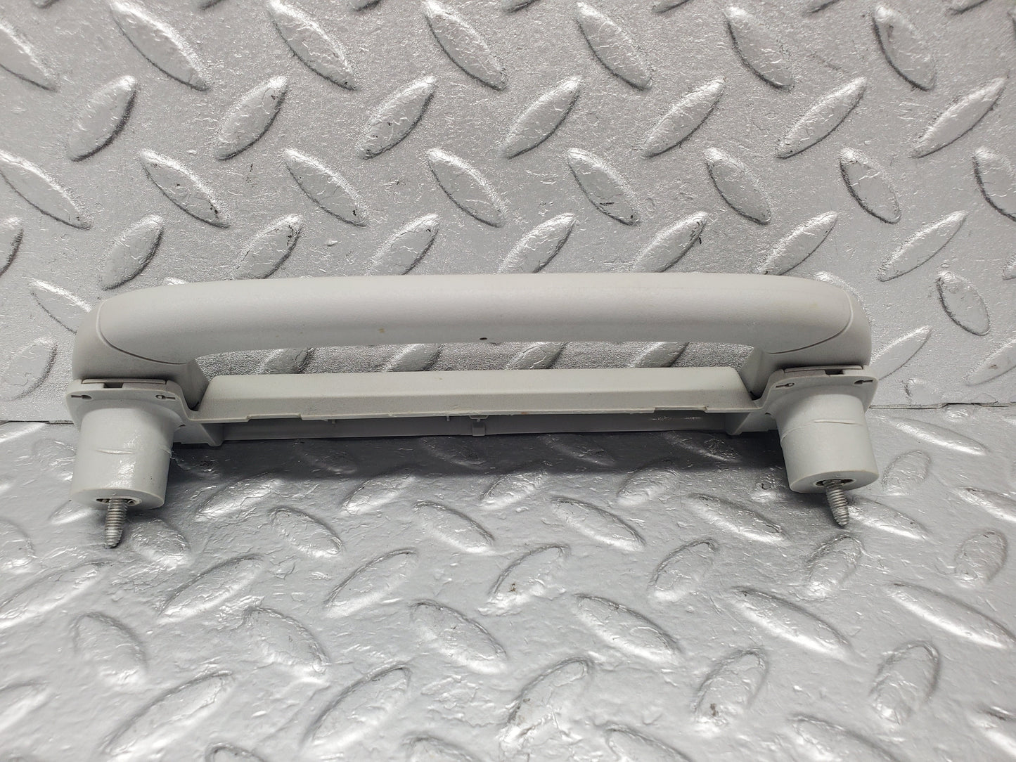 1556 Mercedes-Benz W220 S430 Interior Roof Grab Handle 2208100551