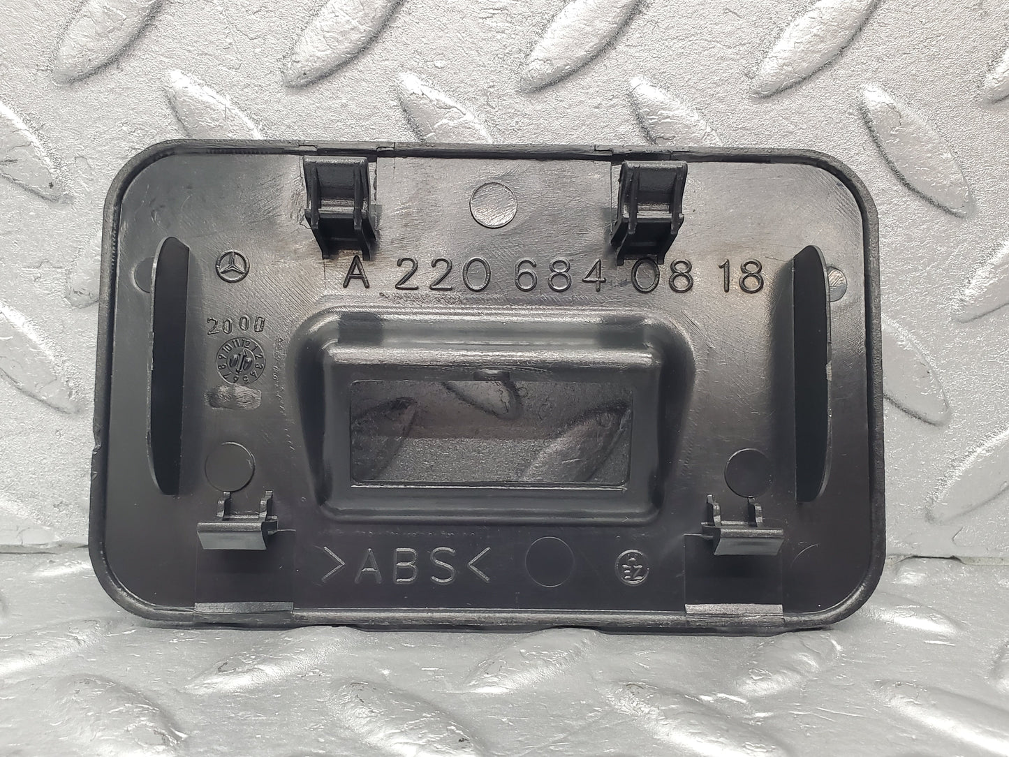 1568 Mercedes-Benz W220 S430 Front Interior Light Cover 2206840818