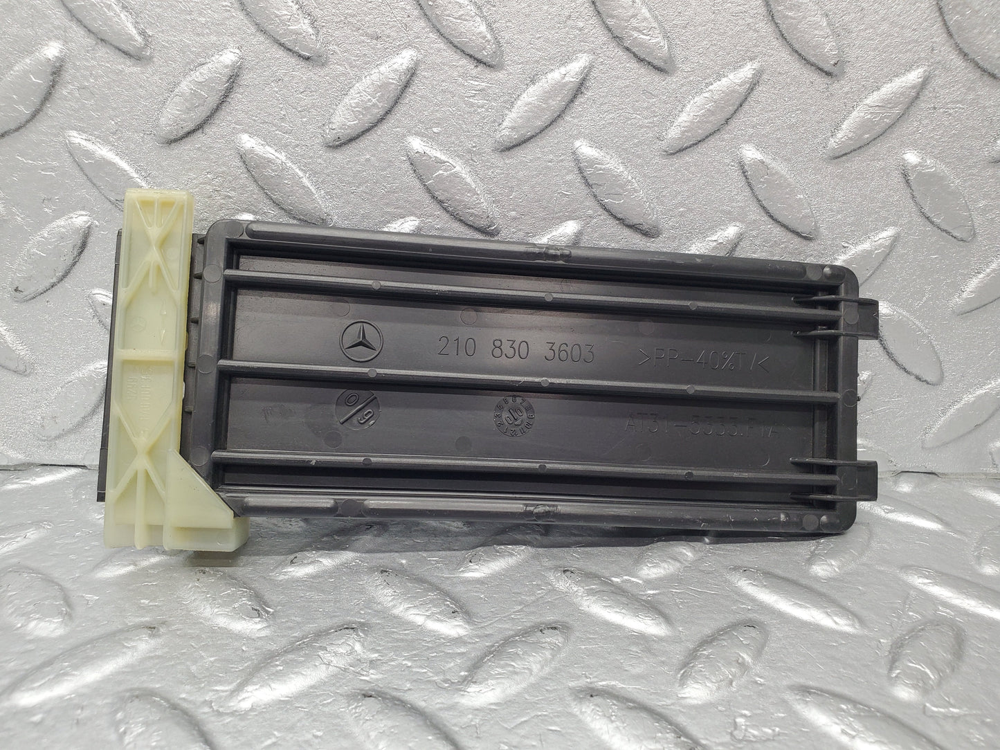 1569 Mercedes-Benz W220 S430 Air Filter Cover 2108303603