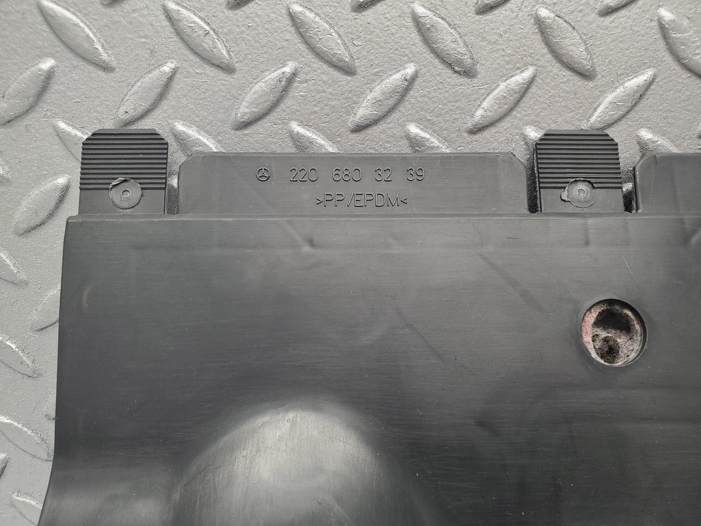 1576 Mercedes-Benz W220 S430 Dashboard Kick Panel Right Side 2206803239