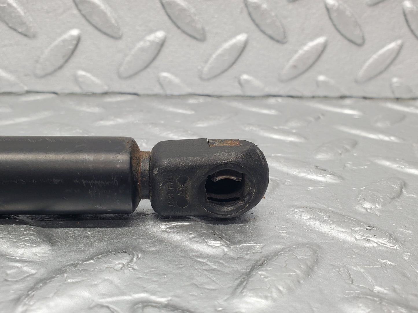 1596 Mercedes-Benz W220 S430 Boot Lid Gas Shock Strut Lifter 2208800323