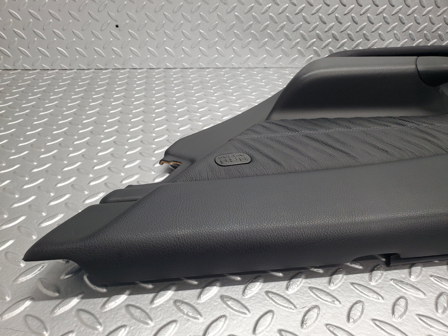 1572 Mercedes-Benz W220 S430 Rear Right Door Card 2207302270