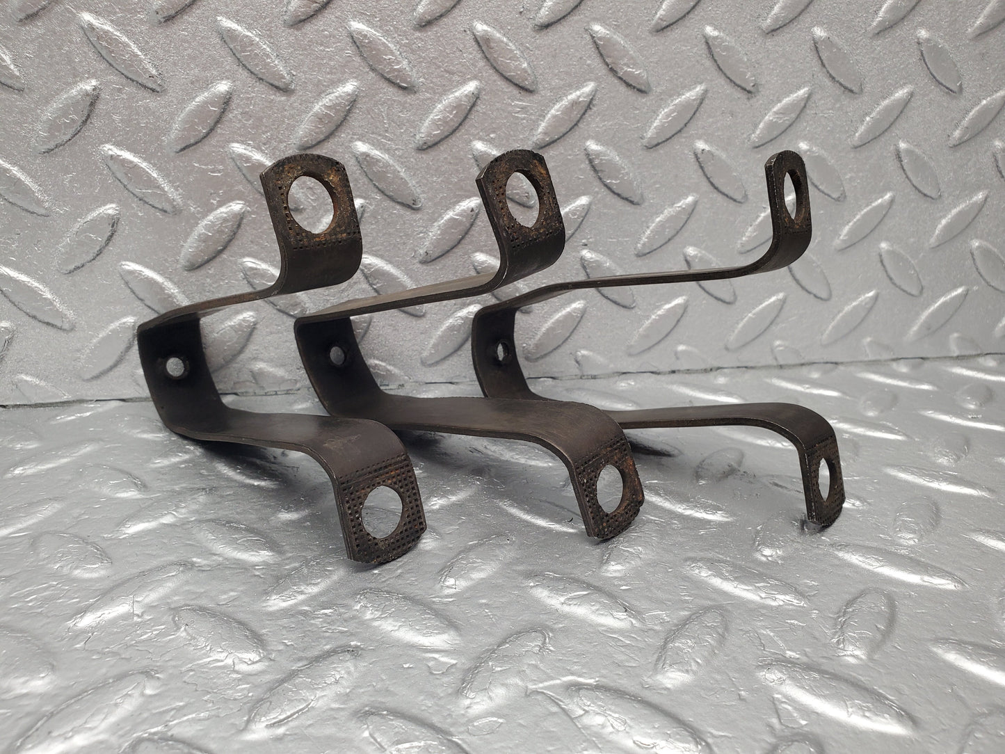 1730 Mercedes-Benz W105 219 Ponton Valve Cover Support
