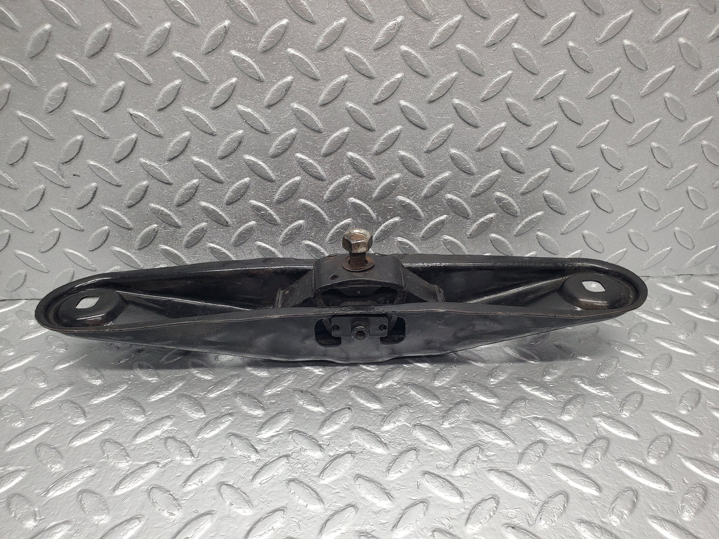 1751 Mercedes-Benz W123 230E Gearbox Mount Bracket