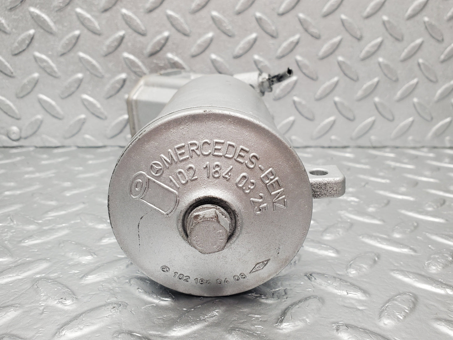 1763 Mercedes-Benz W123 230E Oil Filter Housing 1021800711