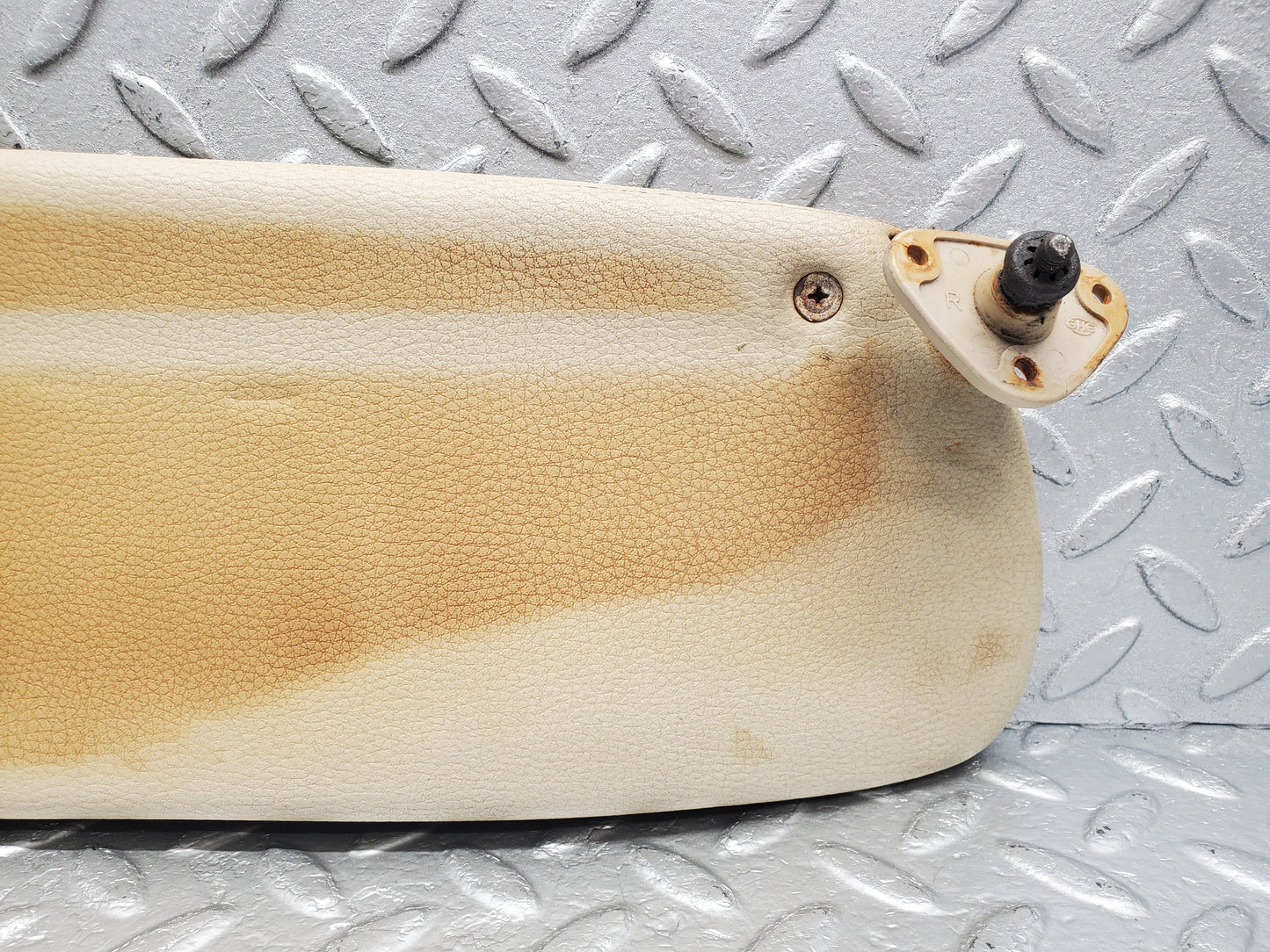 1779 Mercedes-Benz W116 350SE Sun Visor Right Side