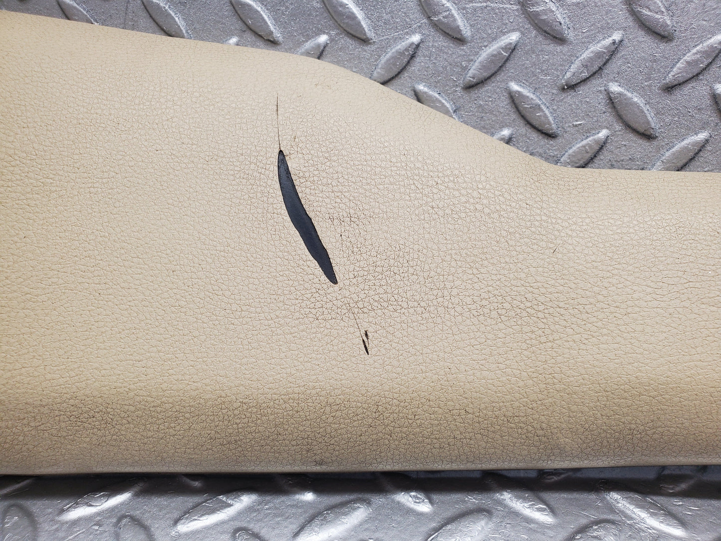 1787 Mercedes-Benz W116 350SE B Pillar Trim Right Side