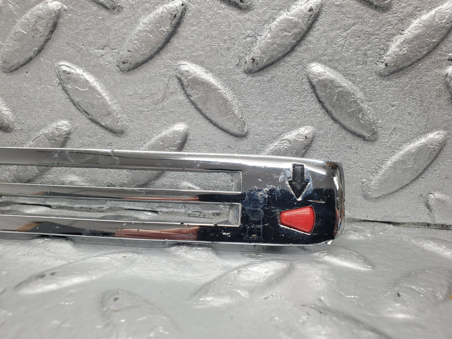 1789 Mercedes-Benz W108 280SE Dash Centre Heater Control Chrome