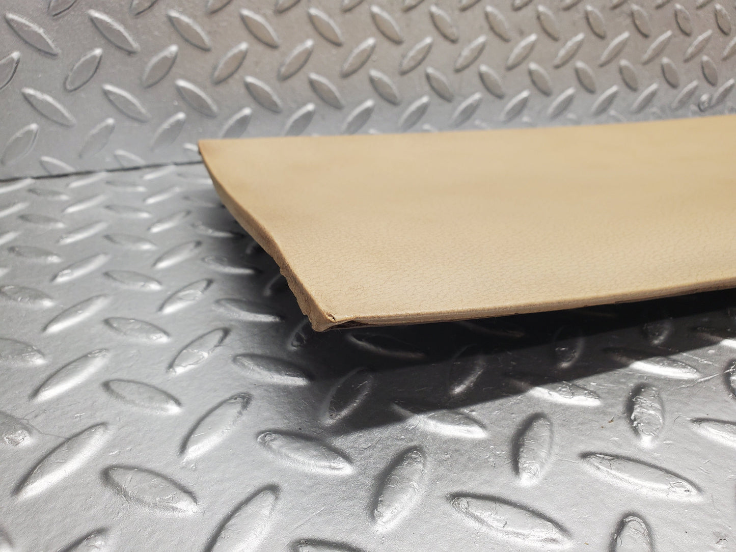 1796 Mercedes-Benz W116 350SE Rear Headlining Roof Panel Beige