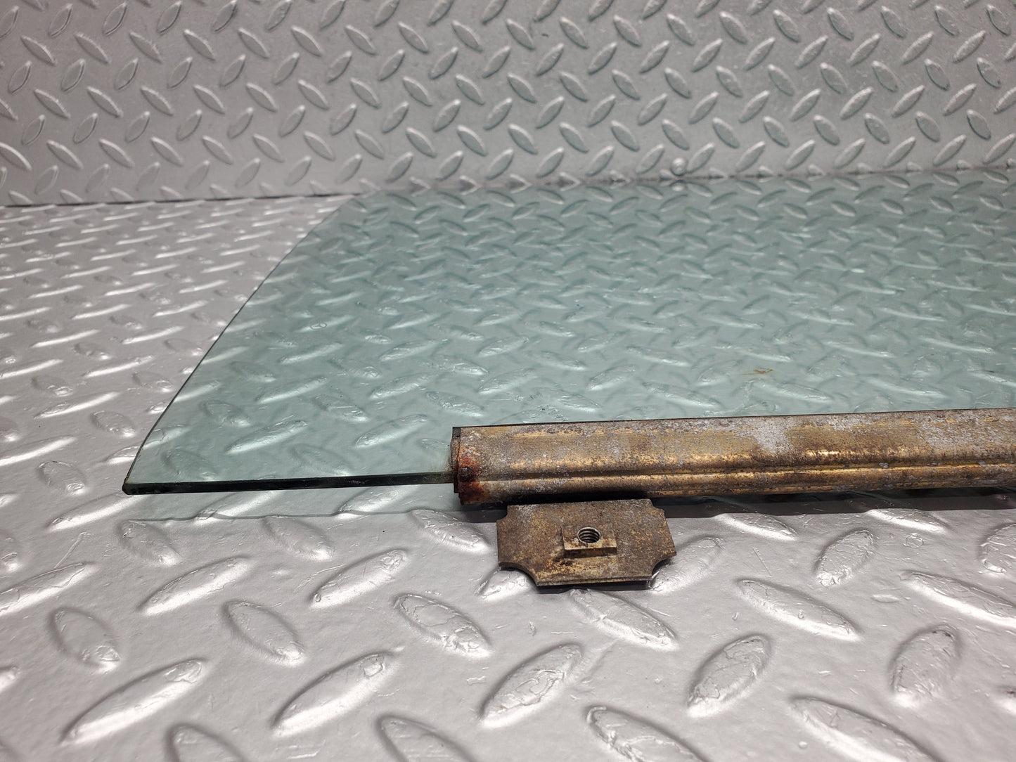 1799 Mercedes-Benz W116 350SE Rear Right Door Window Glass