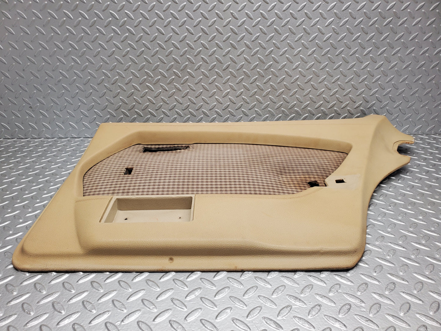 1815 Mercedes-Benz W116 350SE Rear Right Door Card Beige