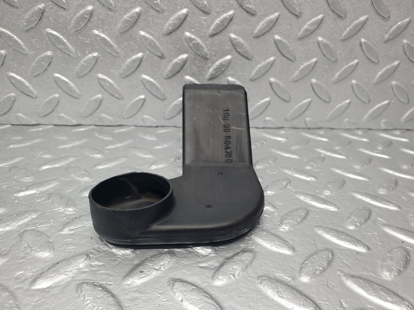 1828 Mercedes-Benz W220 S430 Ecu Cooling Fan Motor Pipe 10800504780