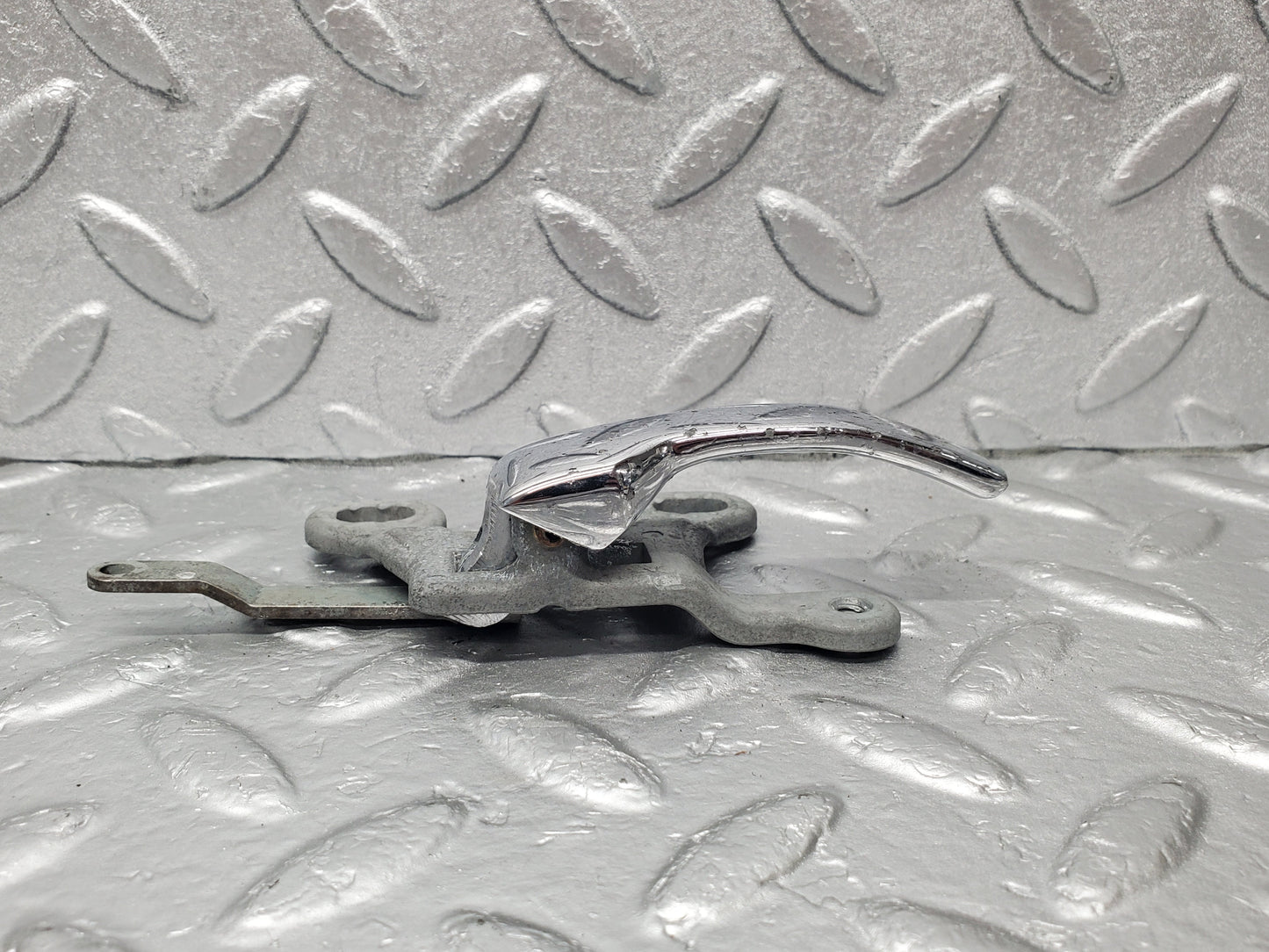 1833 Mercedes-Benz W108 280SE Chrome Door Handle Opener Right 1107660419