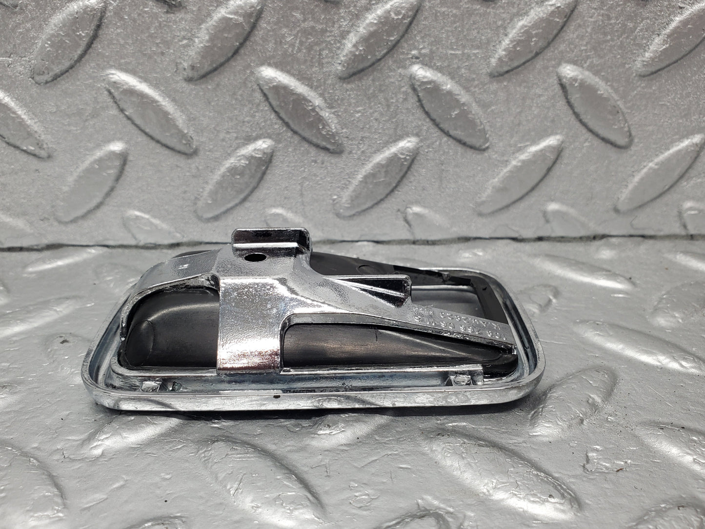 1835 Mercedes-Benz W108 280SE Chrome Frame For Door Opener Right 1087660611