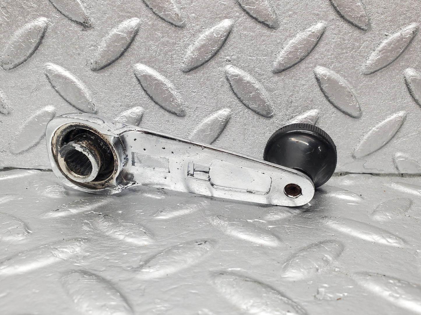 1840 Mercedes-Benz W108 280SE Window Crank Handle