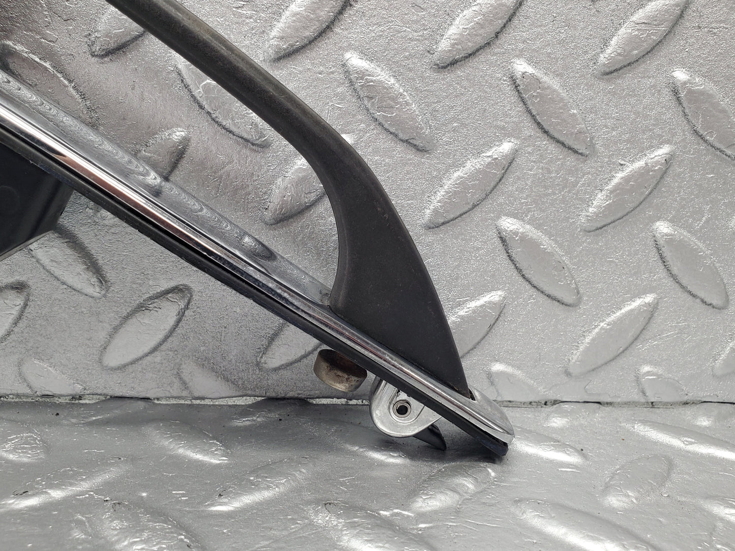 1845 Mercedes-Benz W123 230E Front Exterior Door Handle No Key