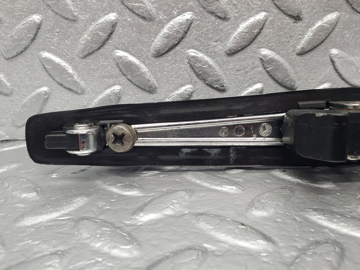 1845 Mercedes-Benz W123 230E Front Exterior Door Handle No Key