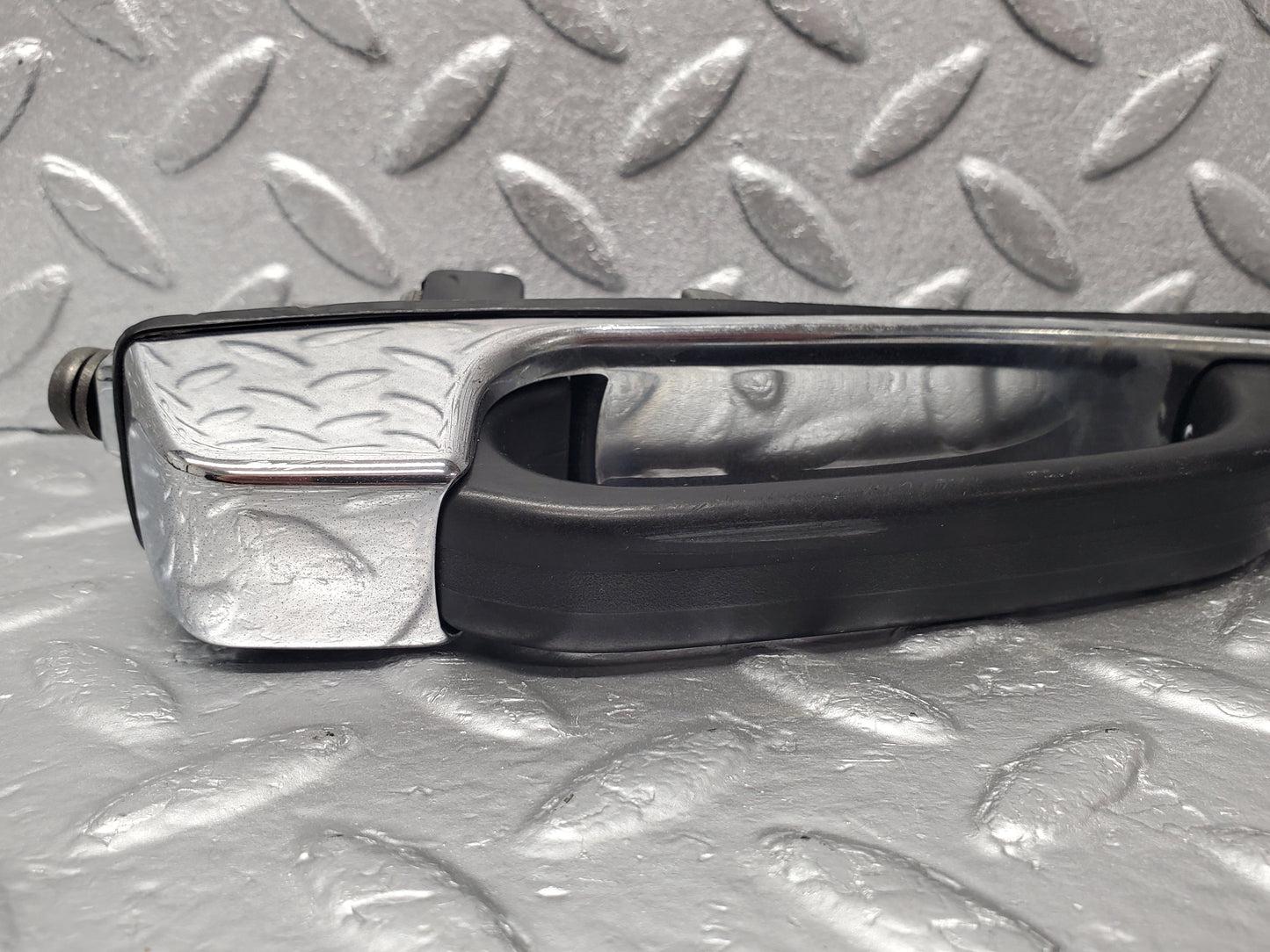 1846 Mercedes-Benz W123 230E Rear Exterior Door Handle 1237600359